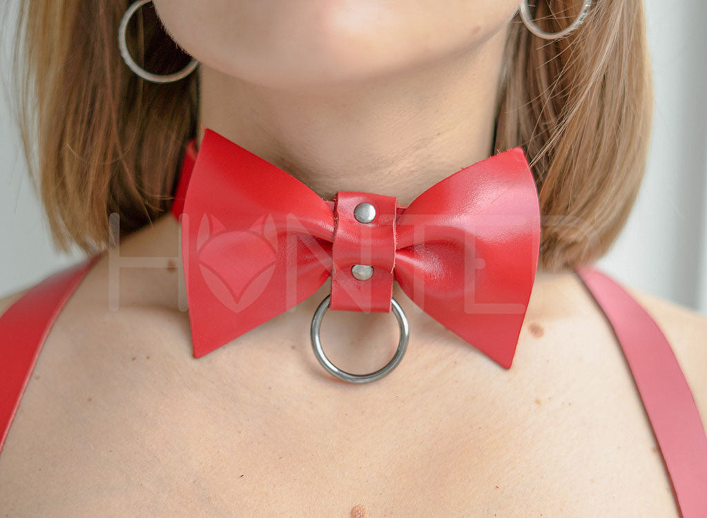 Leather Bow tie Collar with Ring