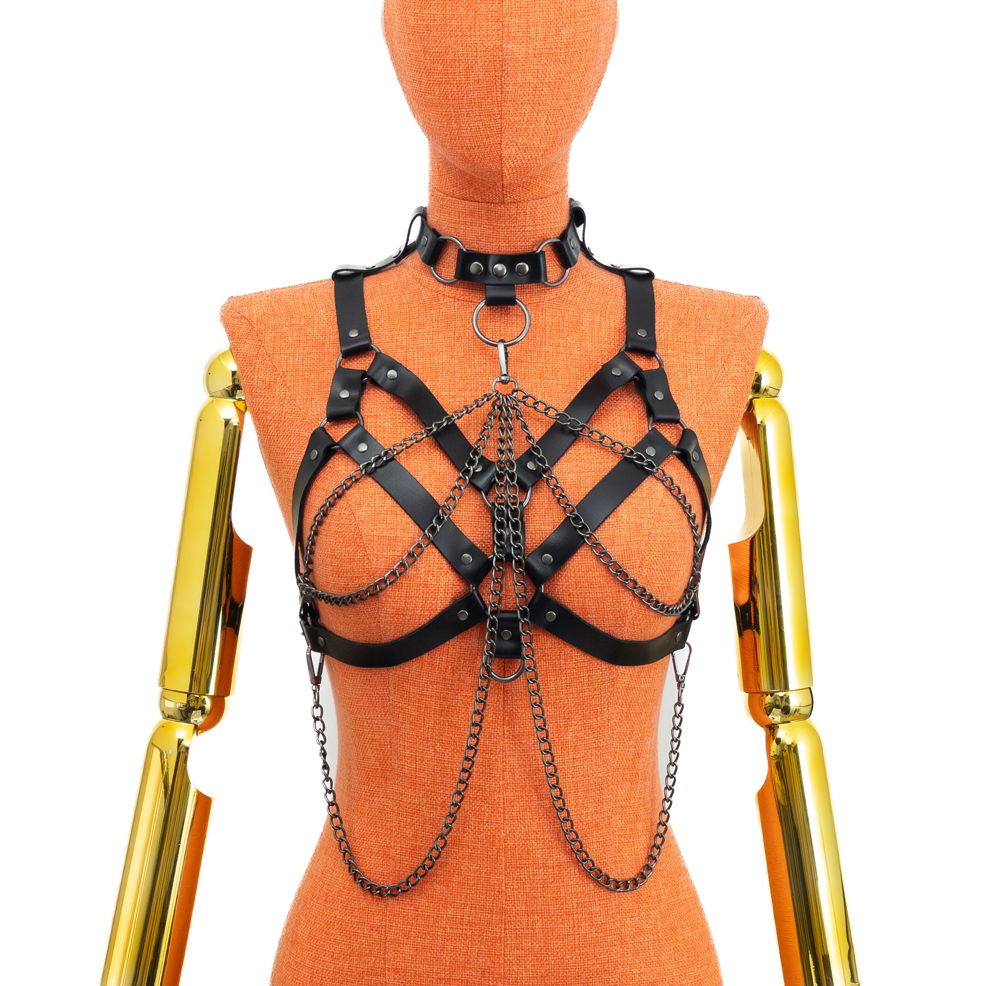 Leather Harness with Chains and Detachable O-Ring Choker on mannequin with alternative chain attachment, central carabiner clipped to choker ring and chains repositioned across front structure; leather thickness 3–4 oz (1.4–1.8 mm), strap width 3/4 inch (20 mm).