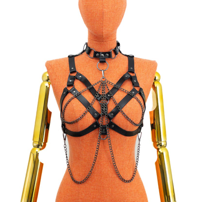 Leather Harness with Chains and Detachable O-Ring Choker on mannequin with alternative chain attachment, central carabiner clipped to choker ring and chains repositioned across front structure; leather thickness 3–4 oz (1.4–1.8 mm), strap width 3/4 inch (20 mm).